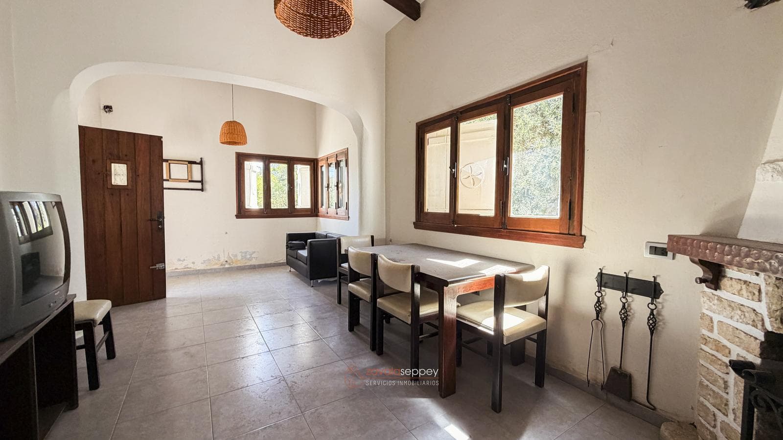 HERMOSA PROPIEDAD EN RIO CEBALLOS -1.700 M² - PILETA