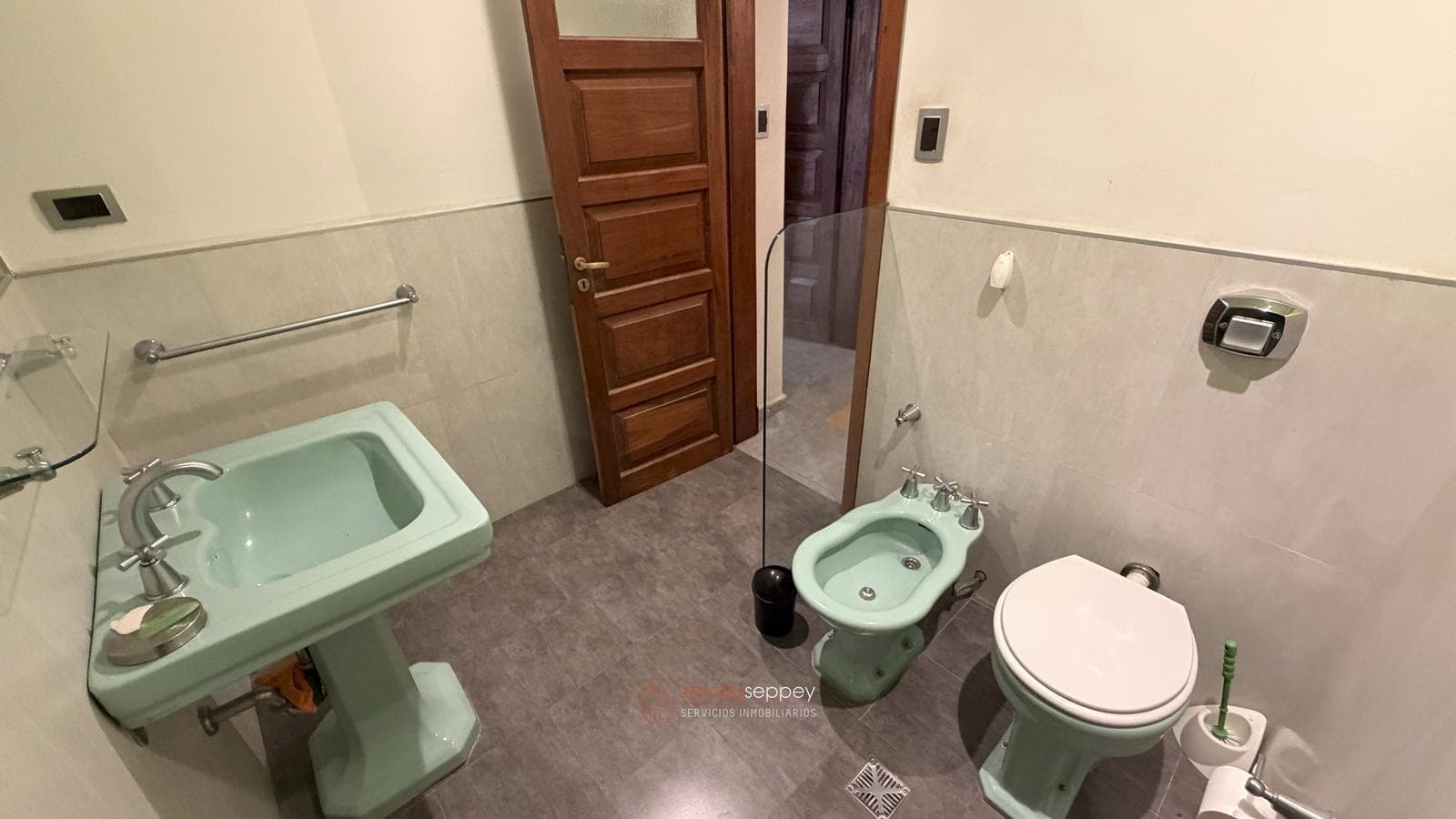 HERMOSA PROPIEDAD EN RIO CEBALLOS -1.700 M² - PILETA