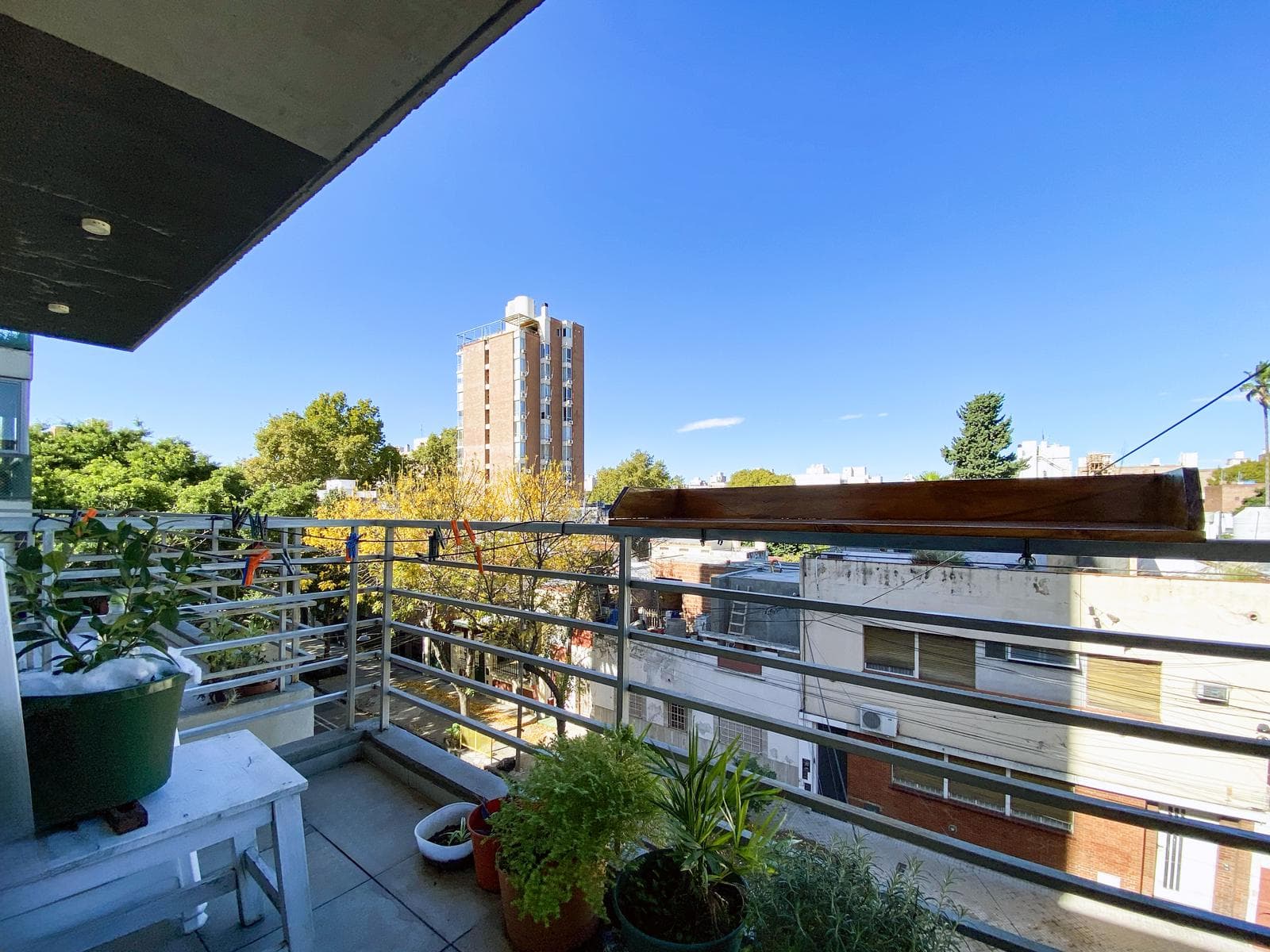 FOR SALE - Studio apartment with private terrace - Pichincha, Rosario.
