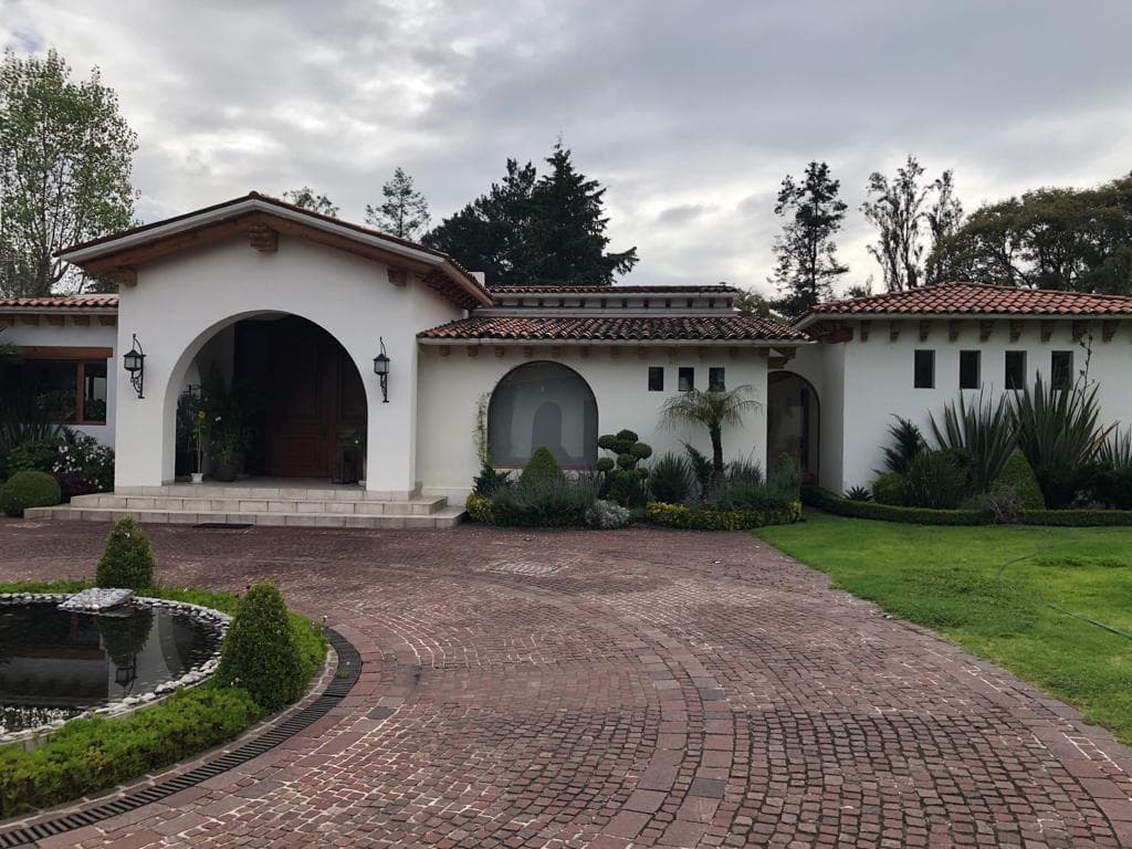 ONE-BEDROOM APARTMENT FOR SALE AT THE SAN CARLOS METEPEC GOLF CLUB