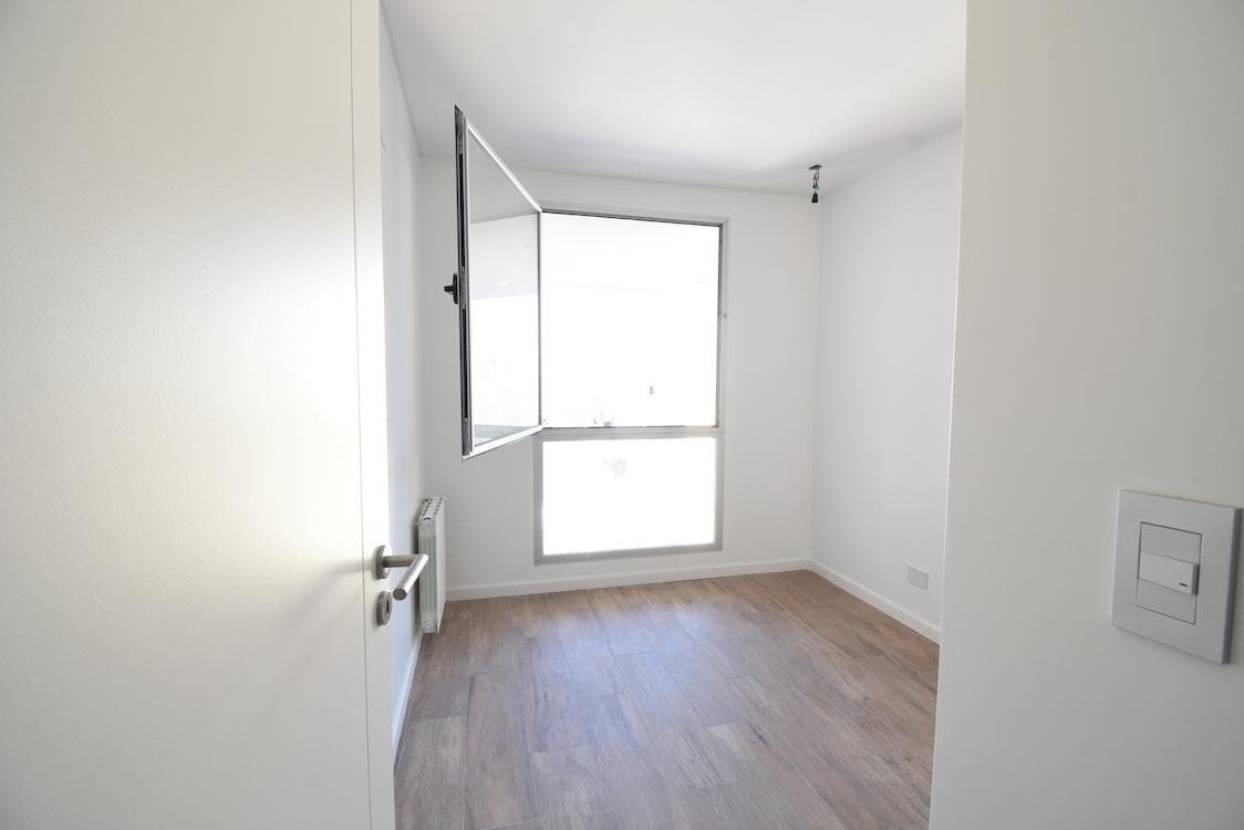 4-room duplex apartment for sale. Private terrace. Villa del Parque