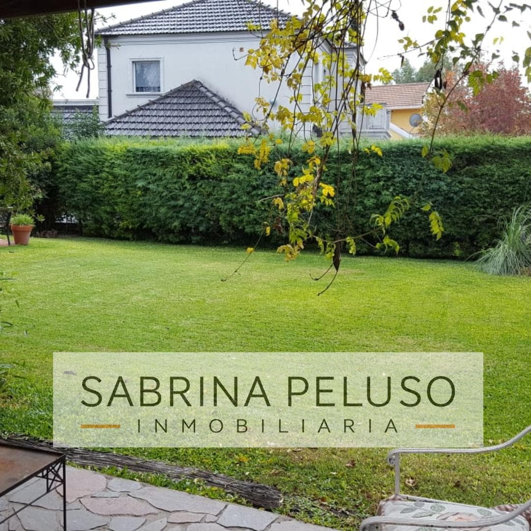 HOUSE FOR SALE IN THE EL CASCO MORENO NEIGHBORHOOD