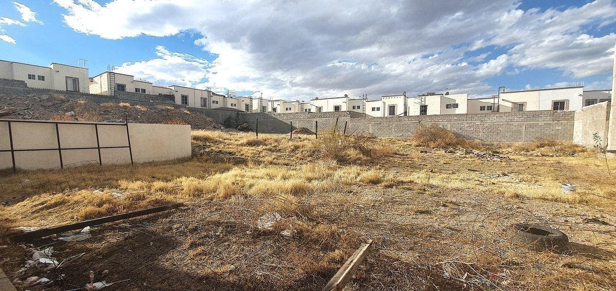 Land for Sale in the Santa Clara Subdivision