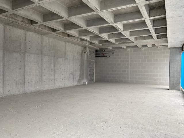 OFFICE FOR RENT IN VALLE ORIENTE