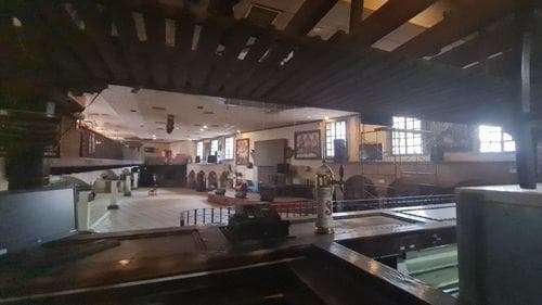 DON CARLOS RESTAURANT