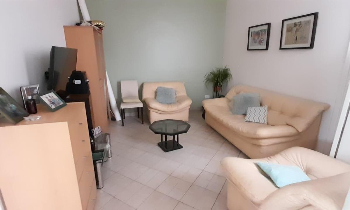 4-bedroom apartment with a garden and terrace + office