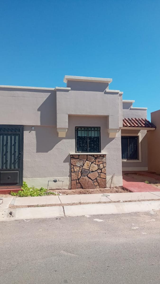House for Sale in Urbi Villa del Cedro