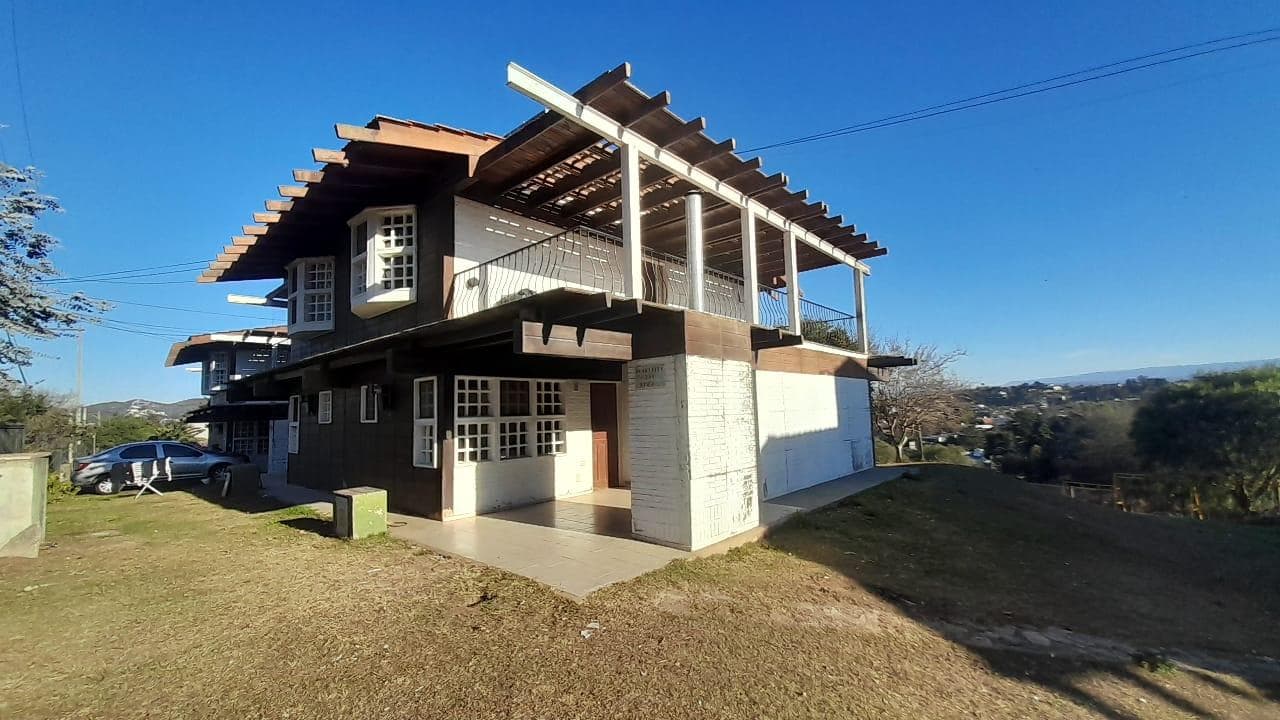 3-Bedroom Cottage in Villa Carlos Paz