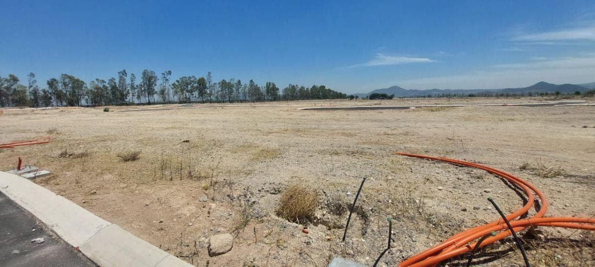 Land in Faro de los Cisnes, Corregidora