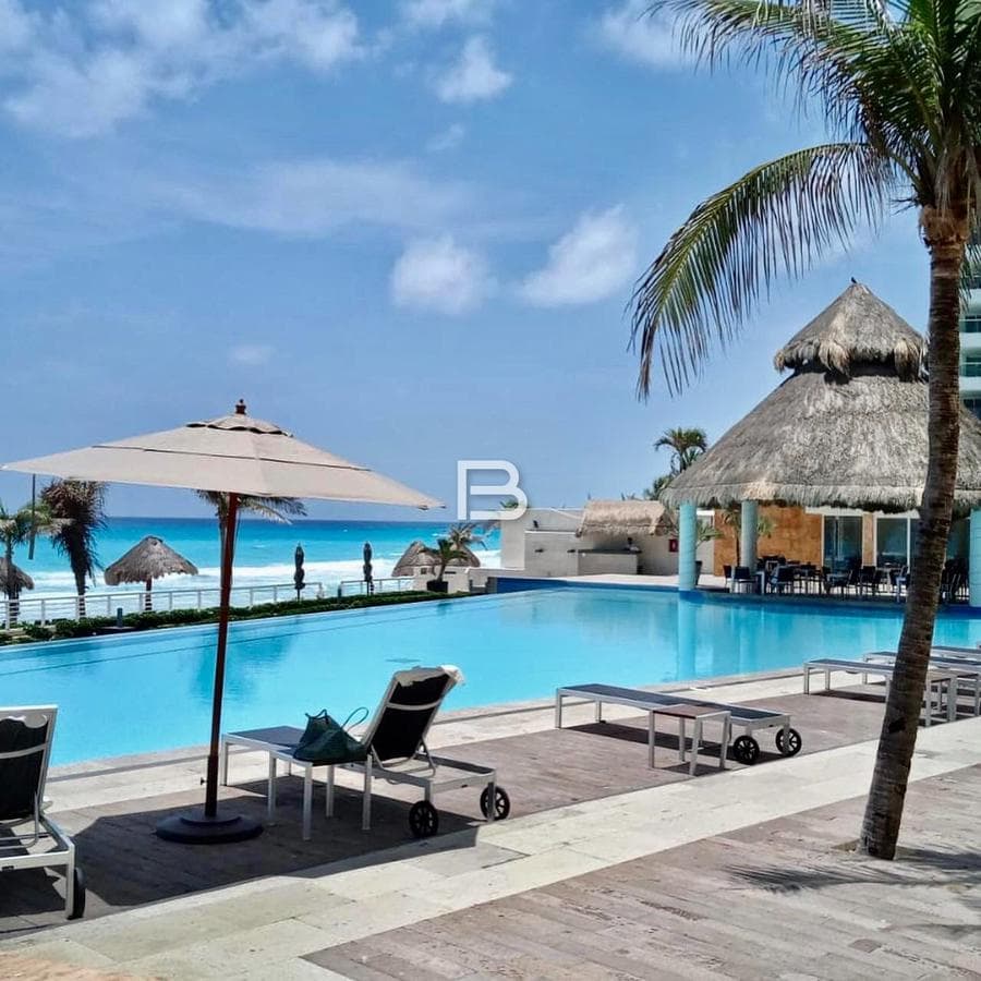 Oceanfront Apartment for Rent in Cancun, Fully Furnished