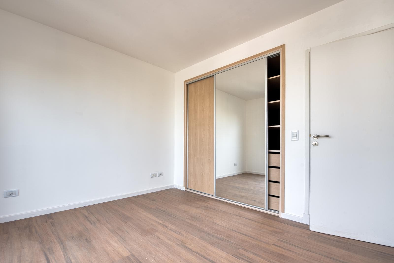 Apartment - Guemes