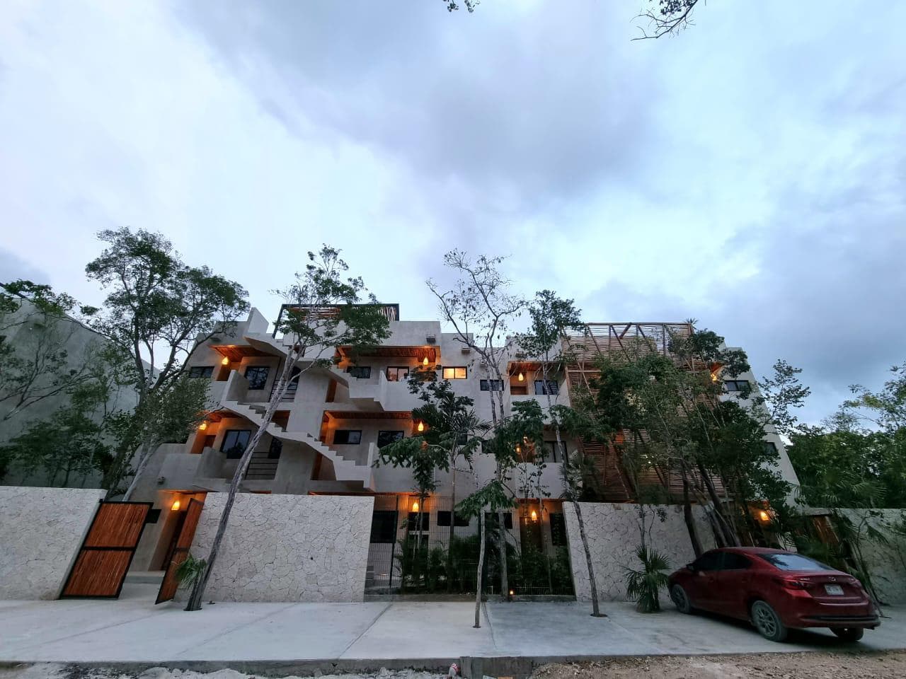 Brand-new, furnished, and fully equipped apartment for rent