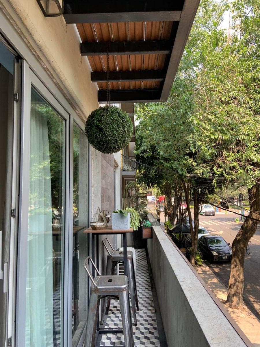 Excellent location, across from the cultural corridor, with security, electricity, and luxury finishes