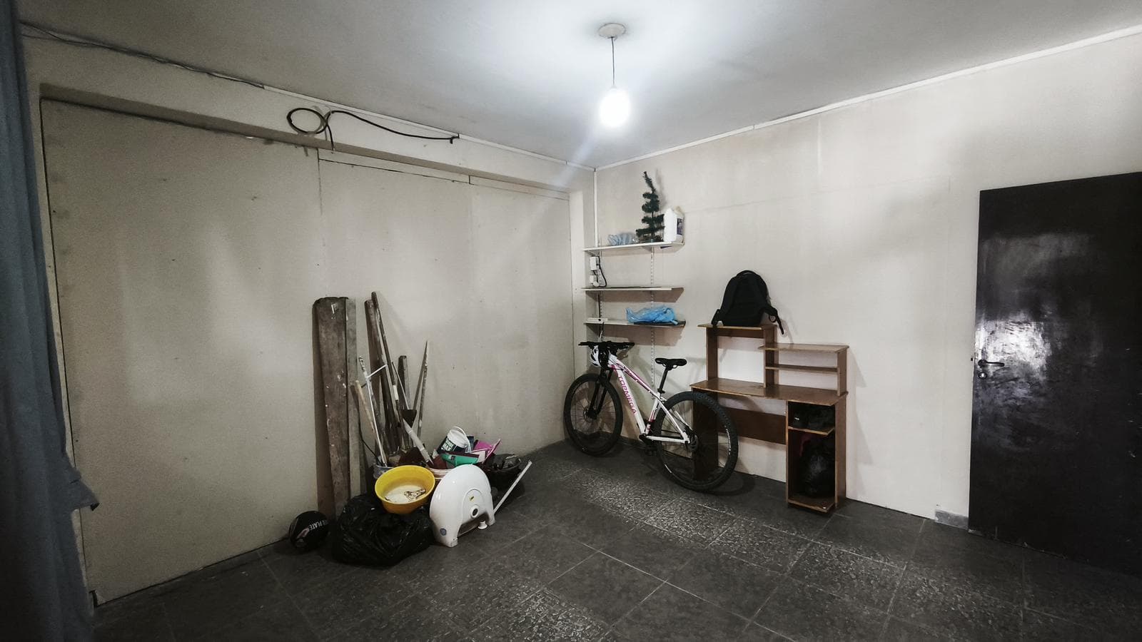 HOUSE + APARTMENT FOR SALE
