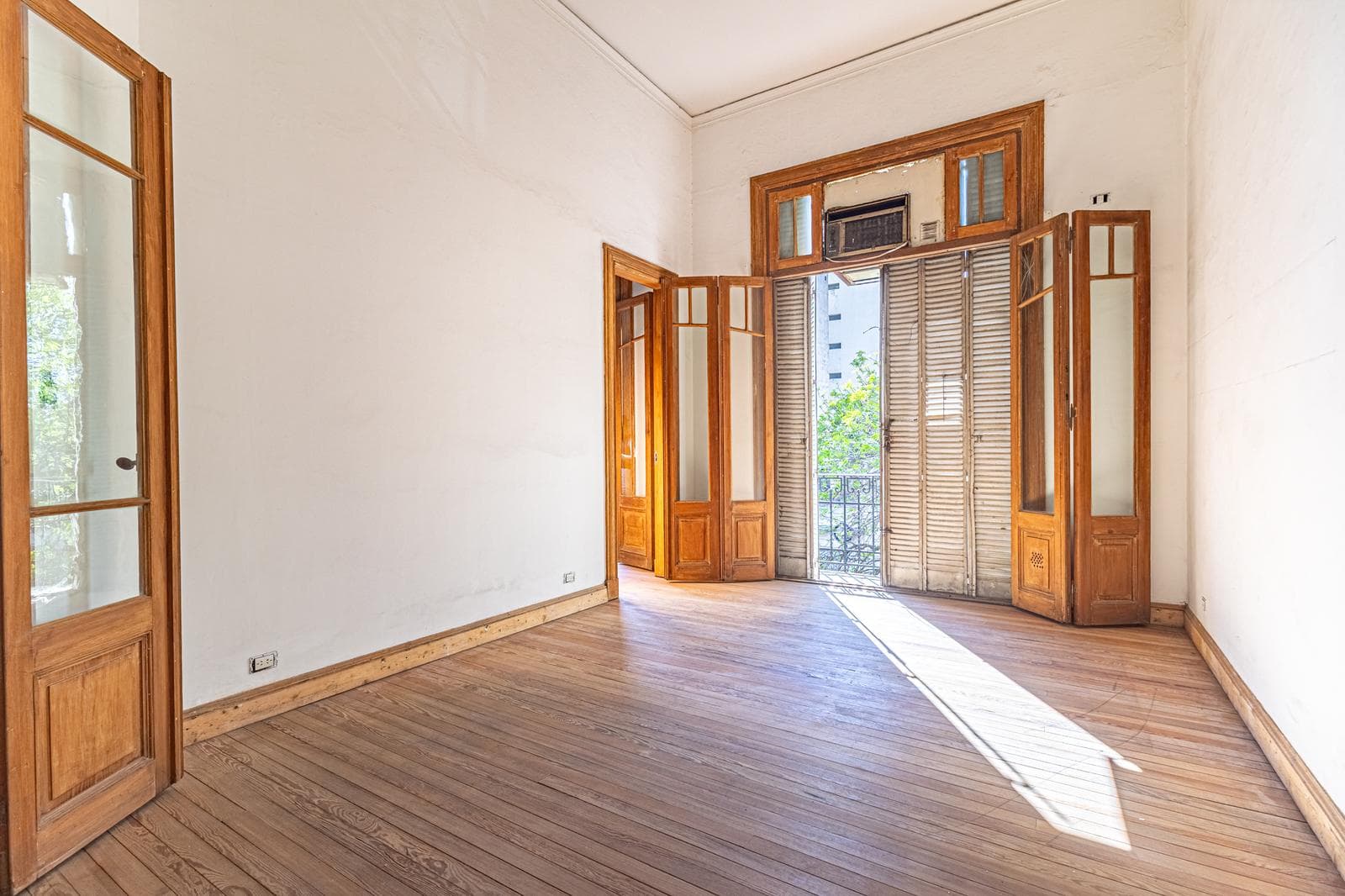 Departamento de 7 ambientes Apto Profesional en venta en Almagro