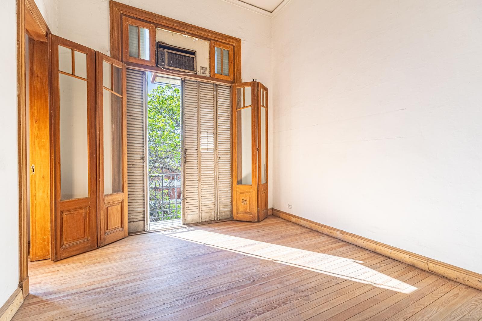 Departamento de 7 ambientes Apto Profesional en venta en Almagro
