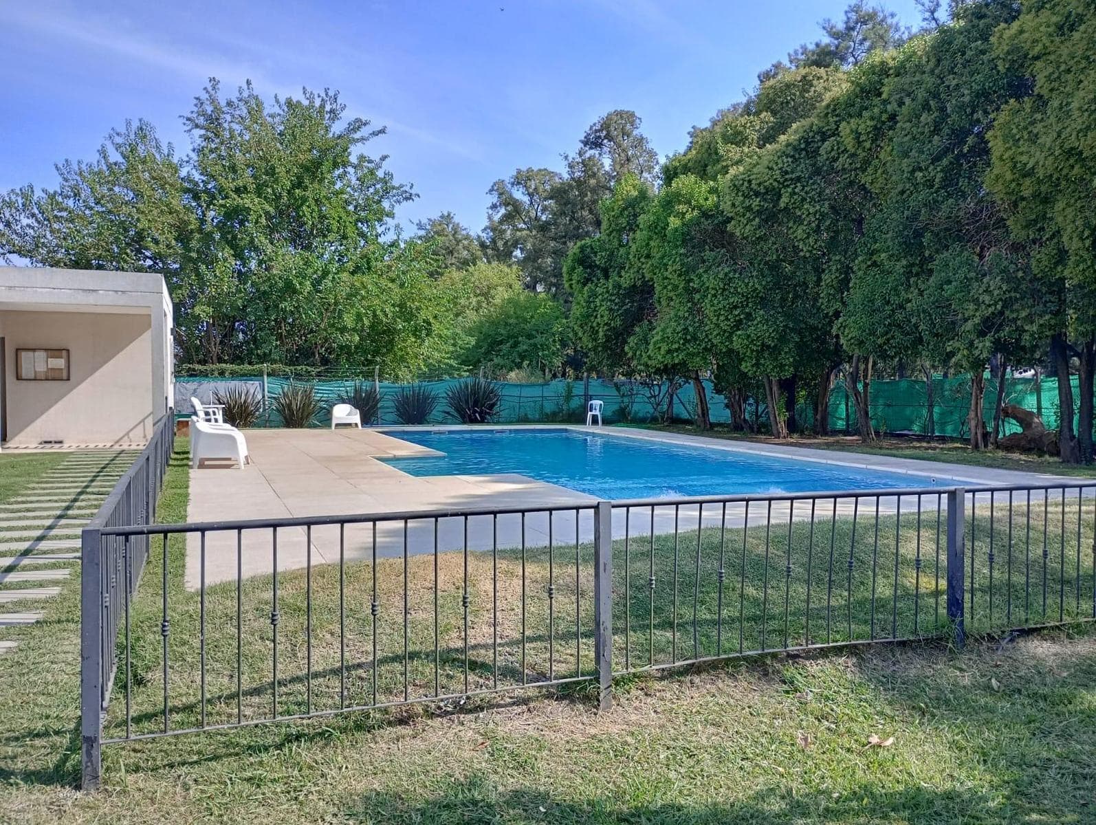 4-Room House for Sale in the La Angélica Pilar Neighborhood