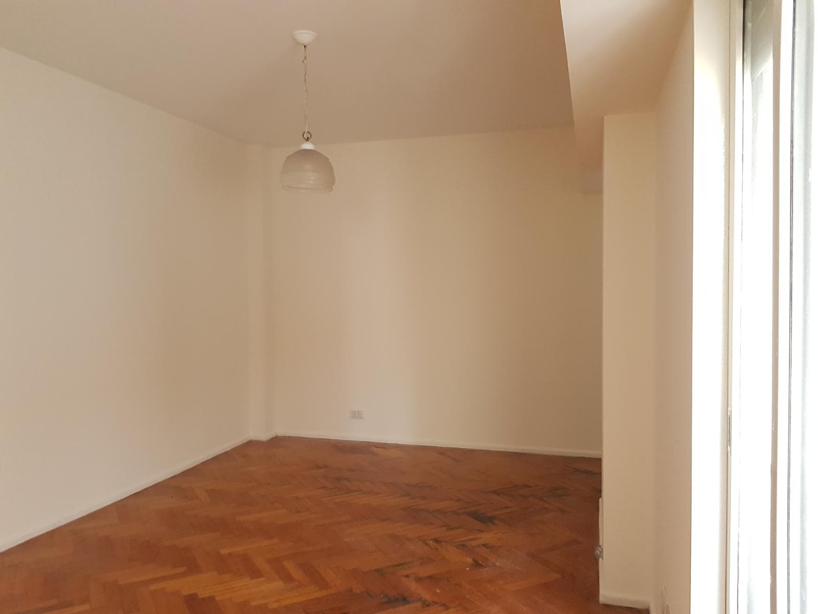 2-room apartment on the side of the building. Villa Urquiza