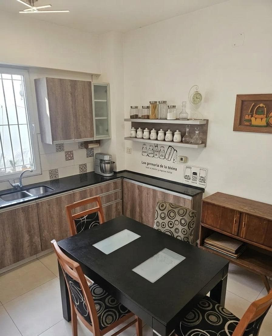 5-Room House for Sale—Qualifies for a Mortgage—in Versalles