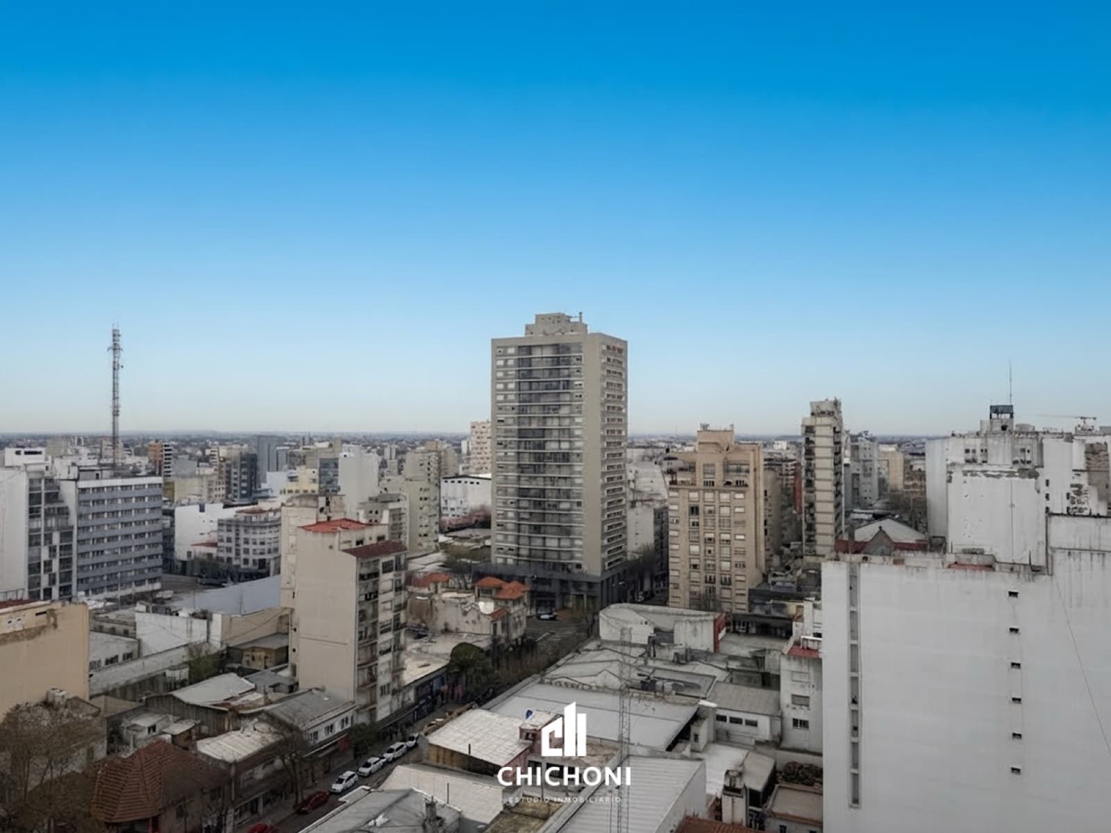 For Sale - Studio Apartment - Open View - Very Bright - Downtown Area