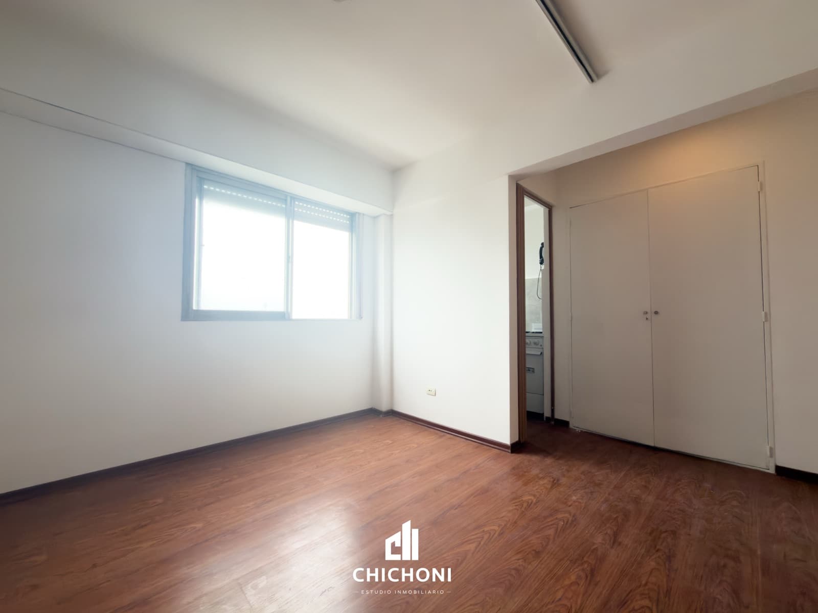 For Sale - Studio Apartment - Open View - Very Bright - Downtown Area