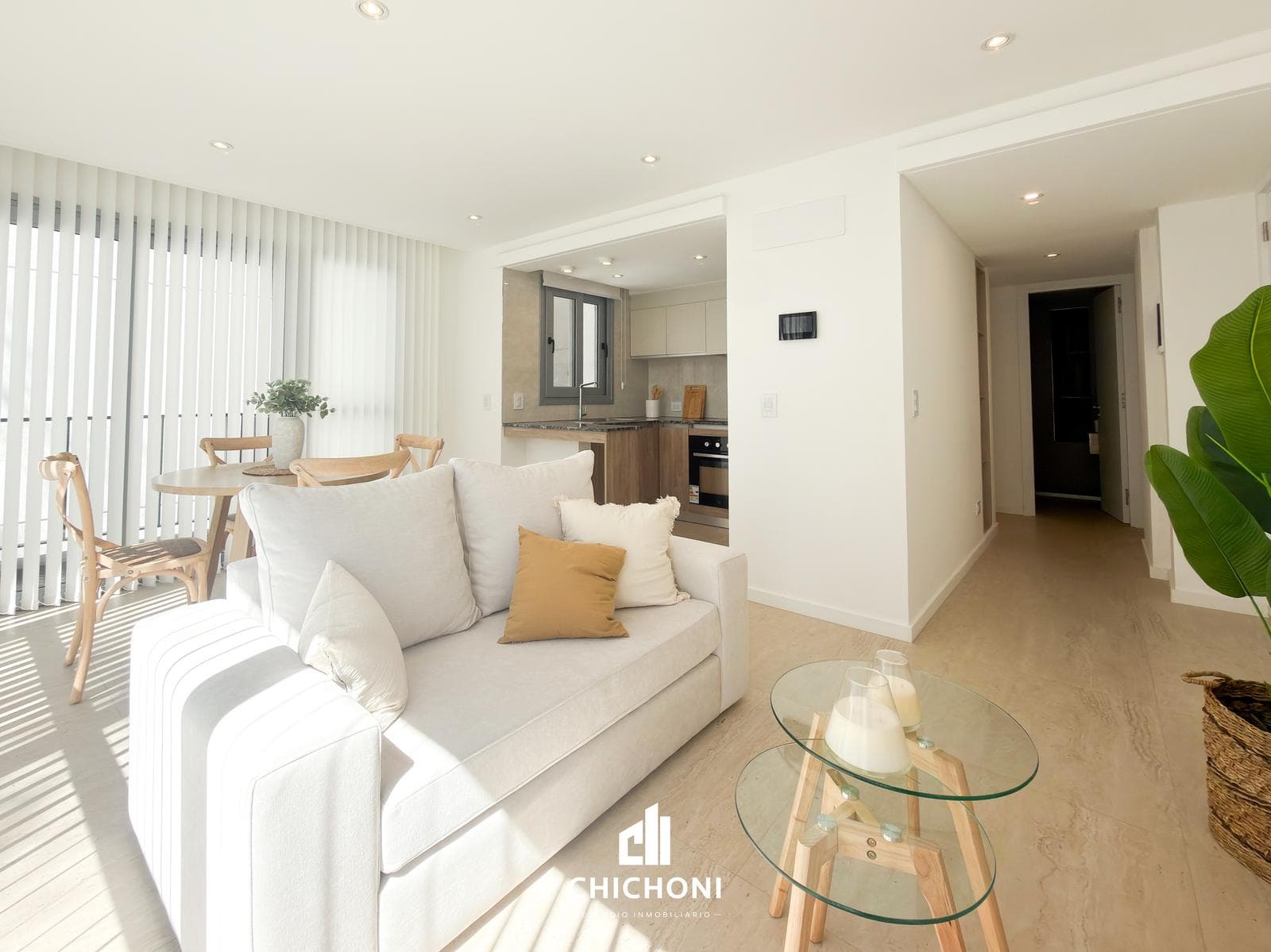 For Sale - Brand-new 2-room apartment with a balcony - La Perla neighborhood