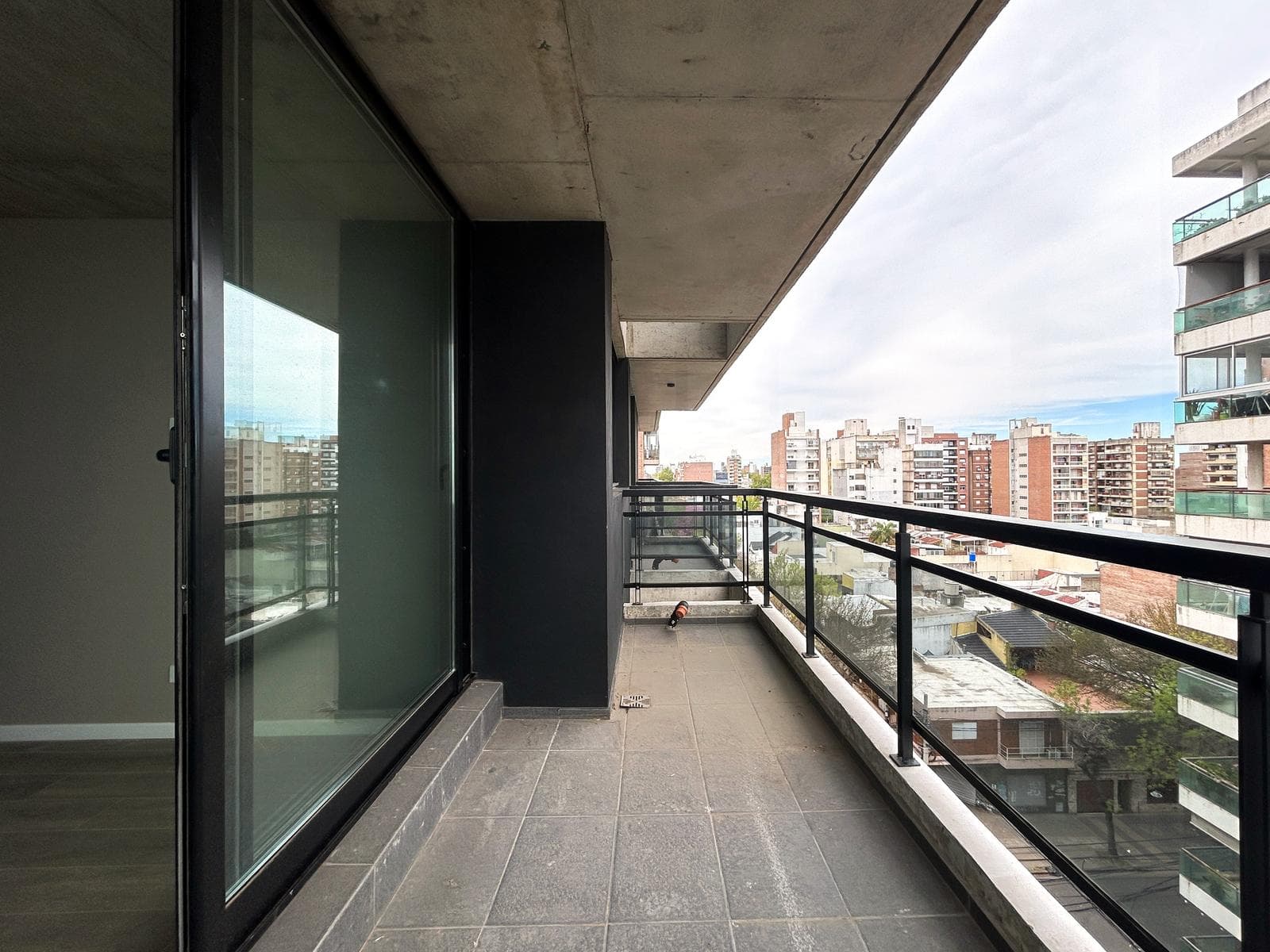 FOR SALE: 2-Bedroom Apartment with Two Balconies in Abasto—Corner of Cerrito and Paraguay