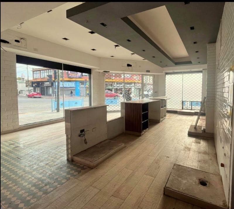 Commercial Space for RENT