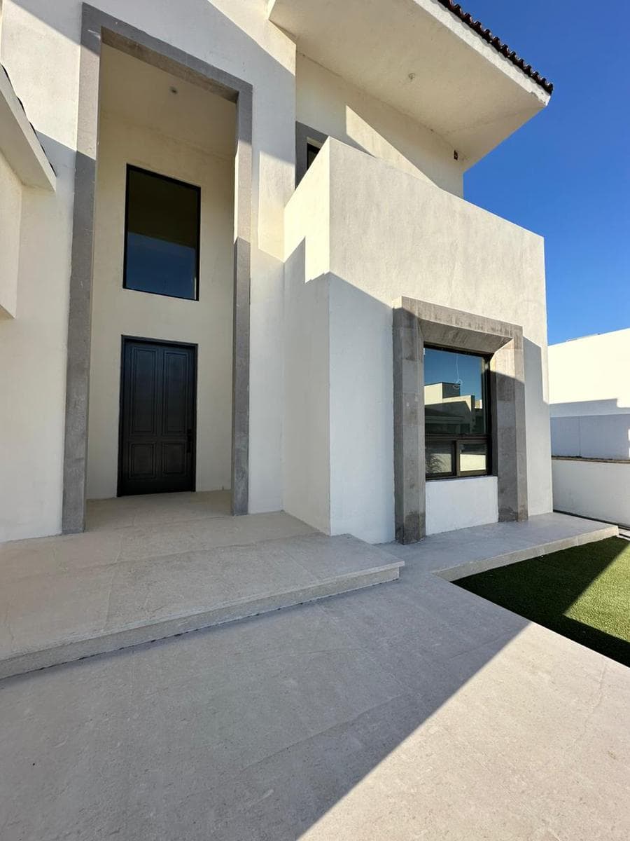 New Home for Sale in Los Lagos Residencial