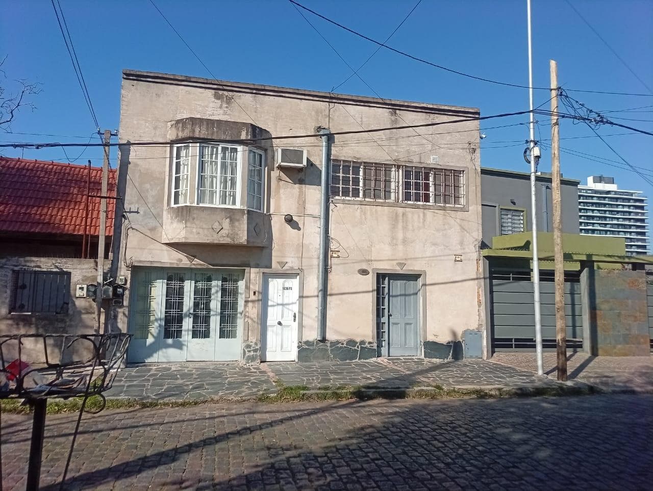 Venta de Dos Viviendas en Bloque — Una Oportunidad de Inversión en Remedios de Escalada