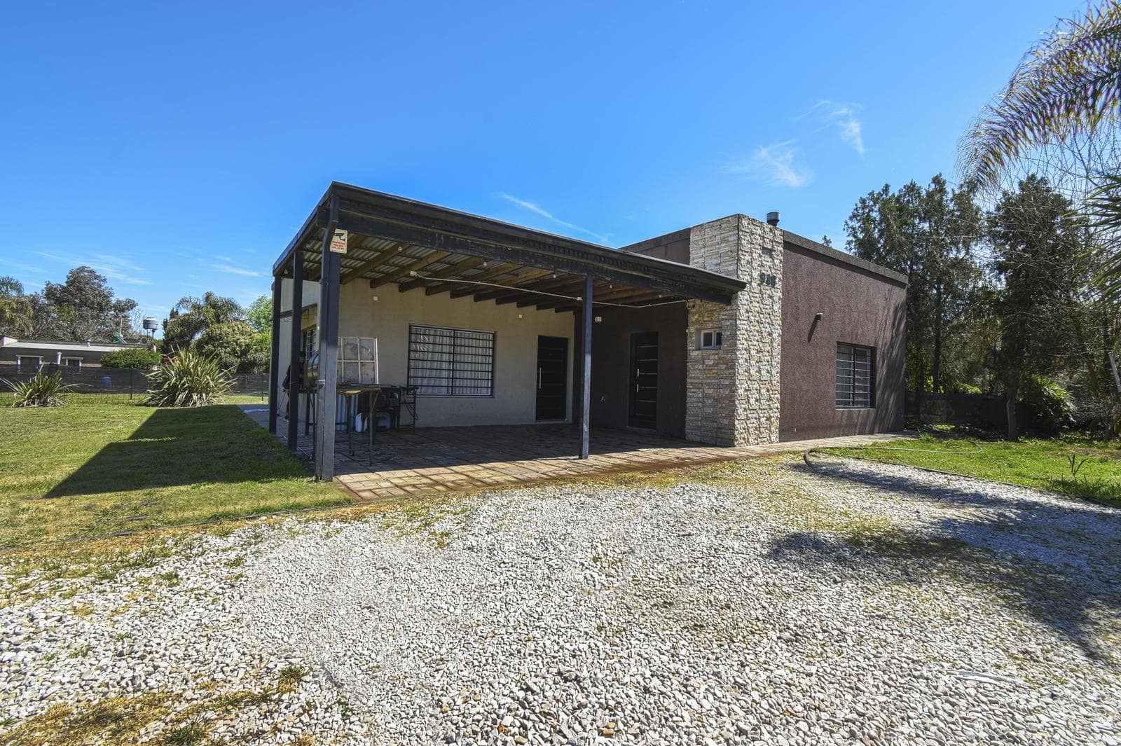 Casa quinta a la venta en Lobos
