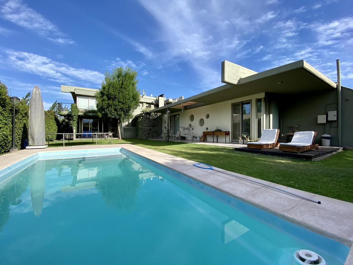House in the Rincón de Terrada Gated Community - Chacras de Coria