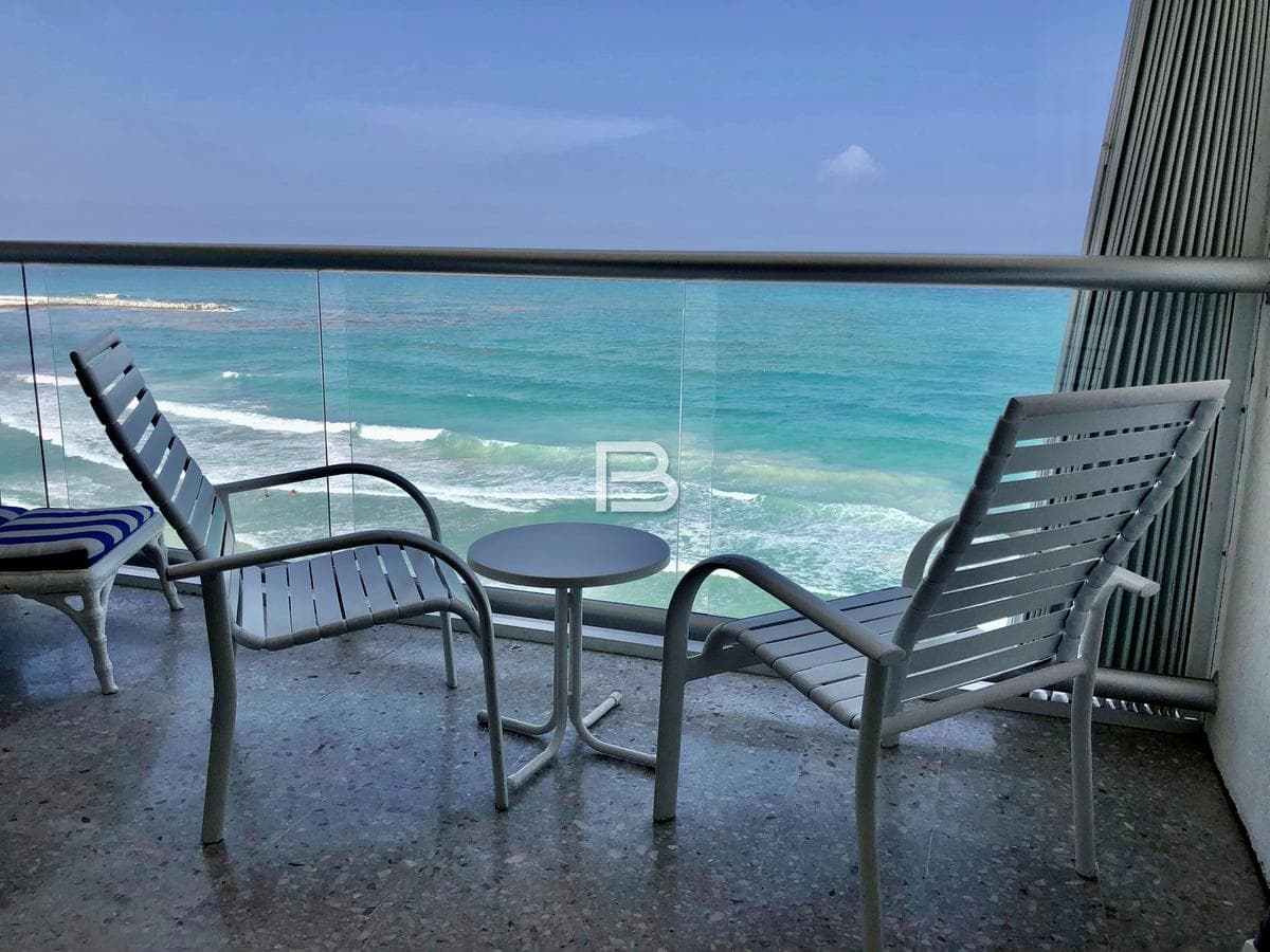 Oceanfront Penthouse in Cancun for Sale