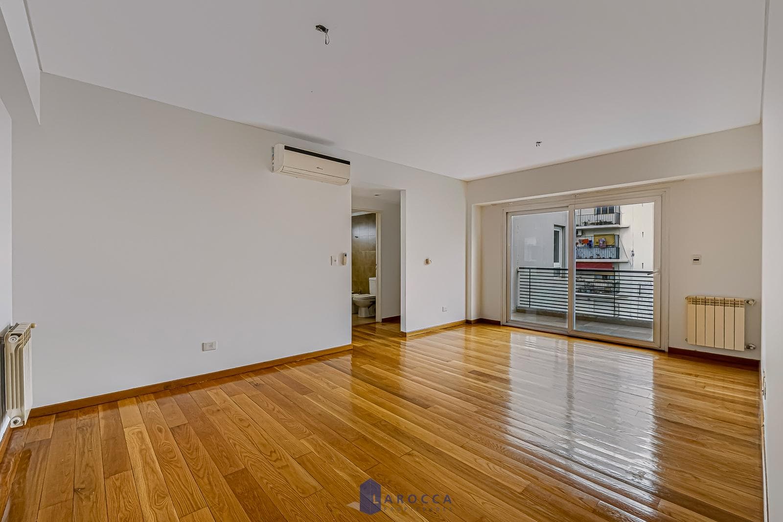 APARTMENT - FOR SALE - COLEGIALES - 3 ROOMS - BALCONY - GARAGE - SWIMMING POOL