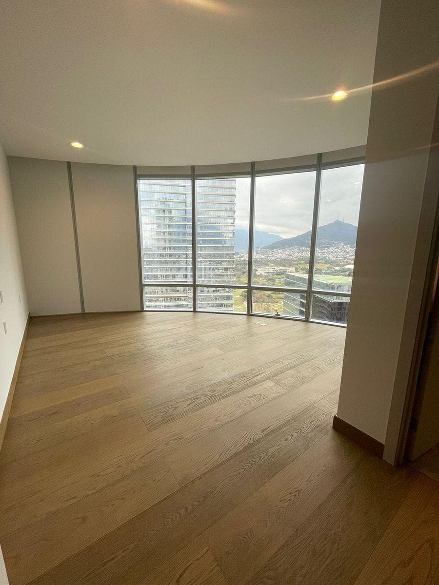 APARTMENT FOR SALE IN VALLE DEL CAMPESTRE SPGG