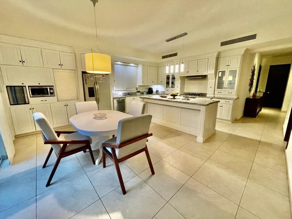 House for Sale in Western La Rioja
