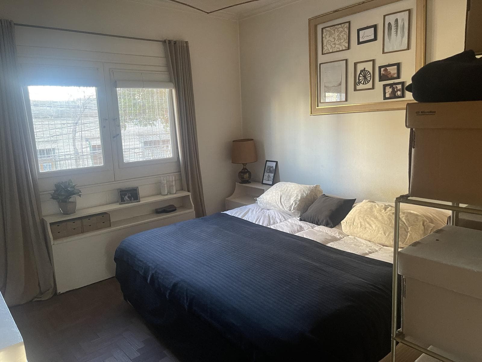 3-Bedroom House with a Pool in Victoria