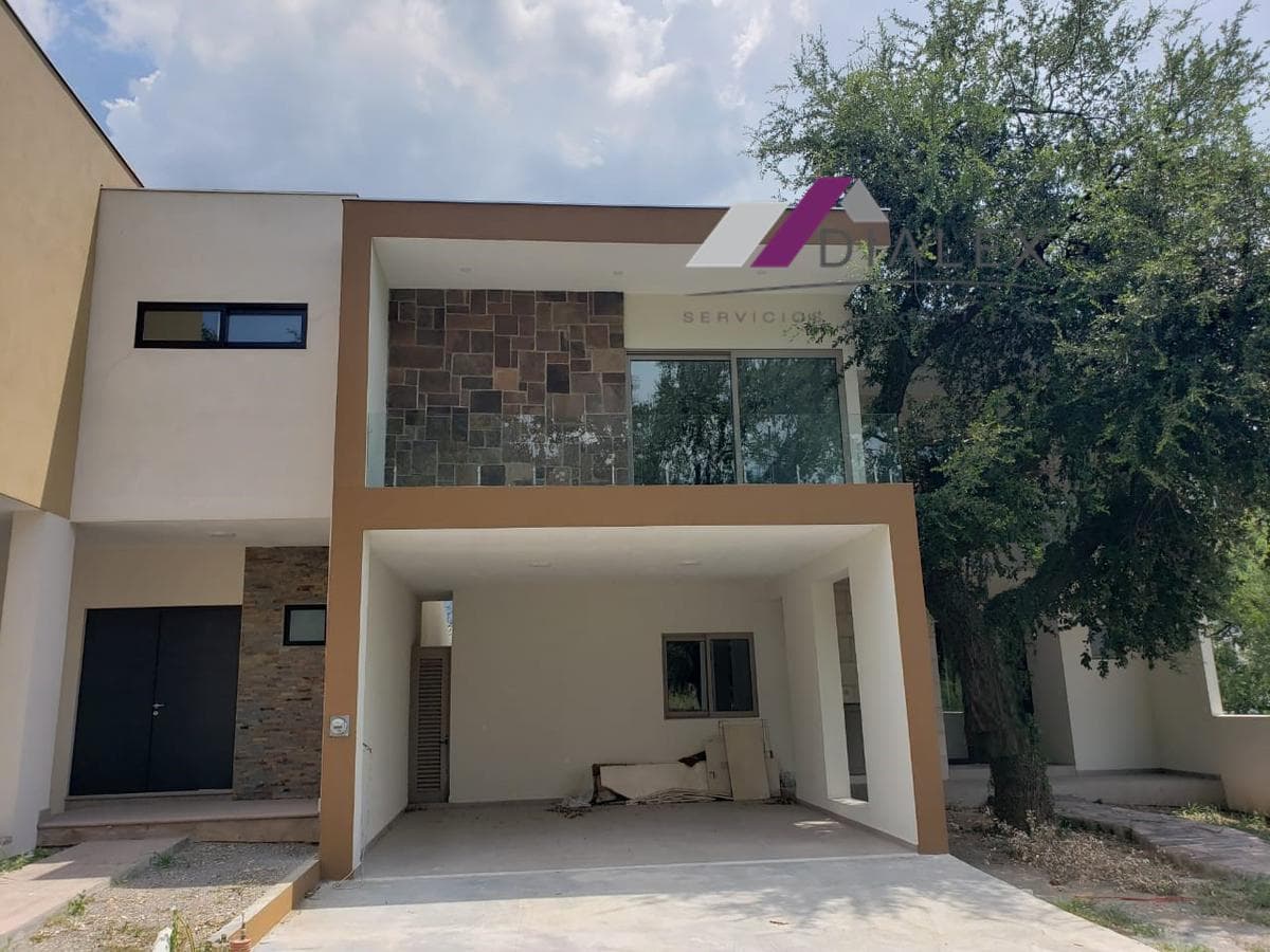 La Joya Privada Residencial - NATIONAL HIGHWAY - House for Sale in Monterrey, Nuevo León