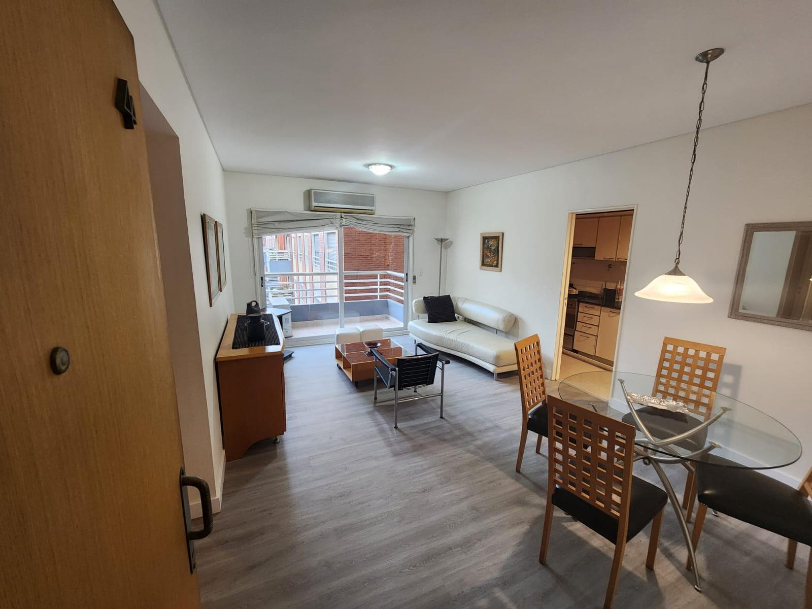 Furnished 2-room apartment for rent in Puerto Madero (no parking space included)