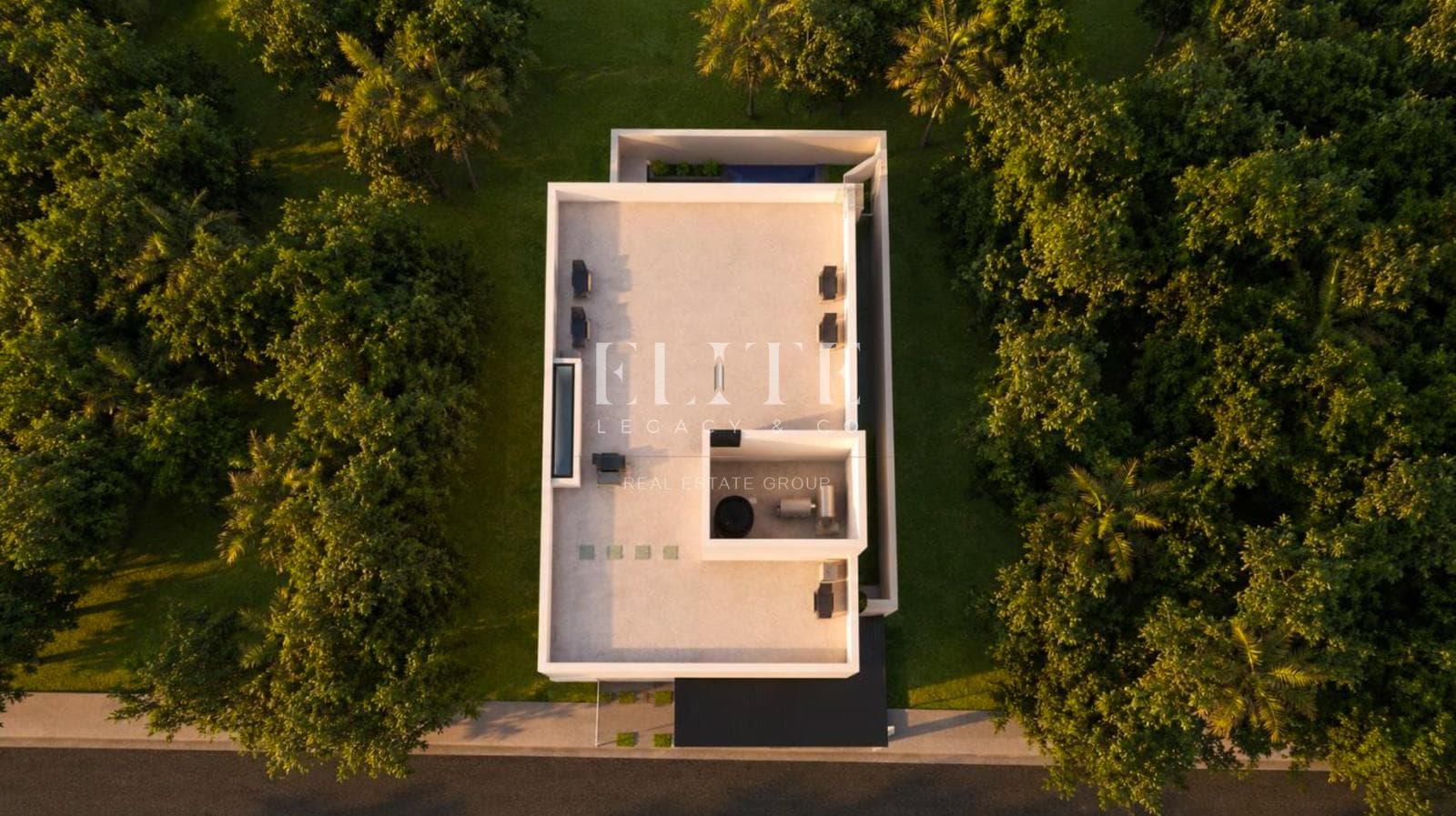 Casa en Preventa en Residencial VÍA CUMBRES de 4 Recámaras con Alberca y Recámara en Planta Baja