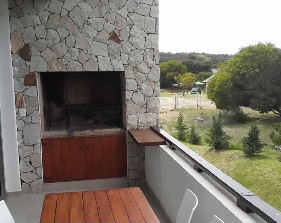 Apartment with amenities and services.