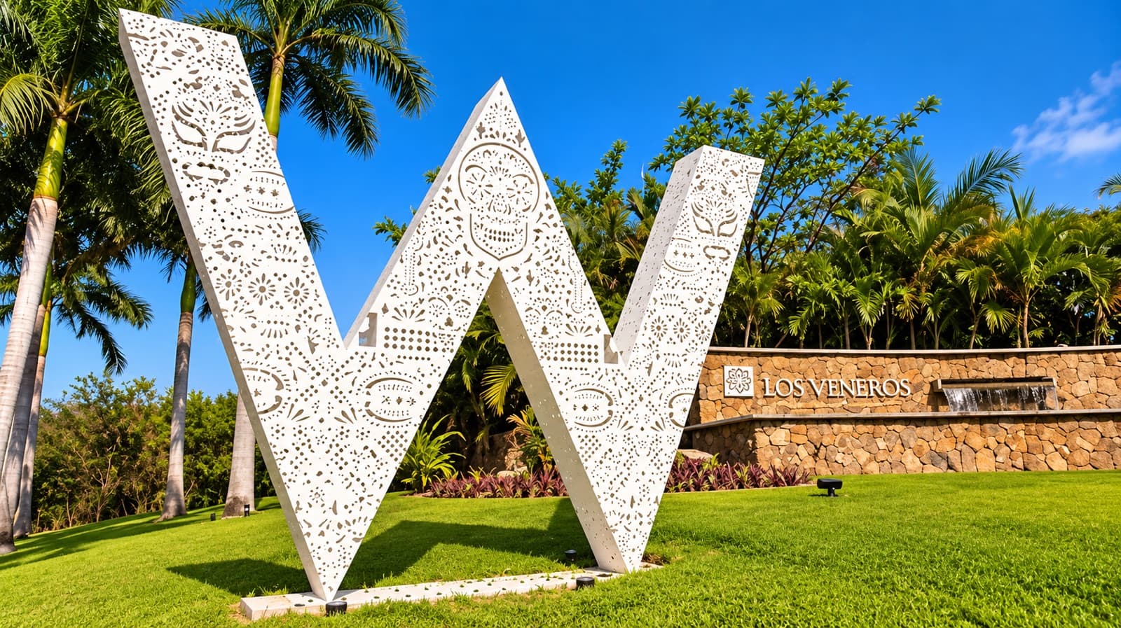 LOS VENEROS | ON THE BEACH | PUNTA DE MITA