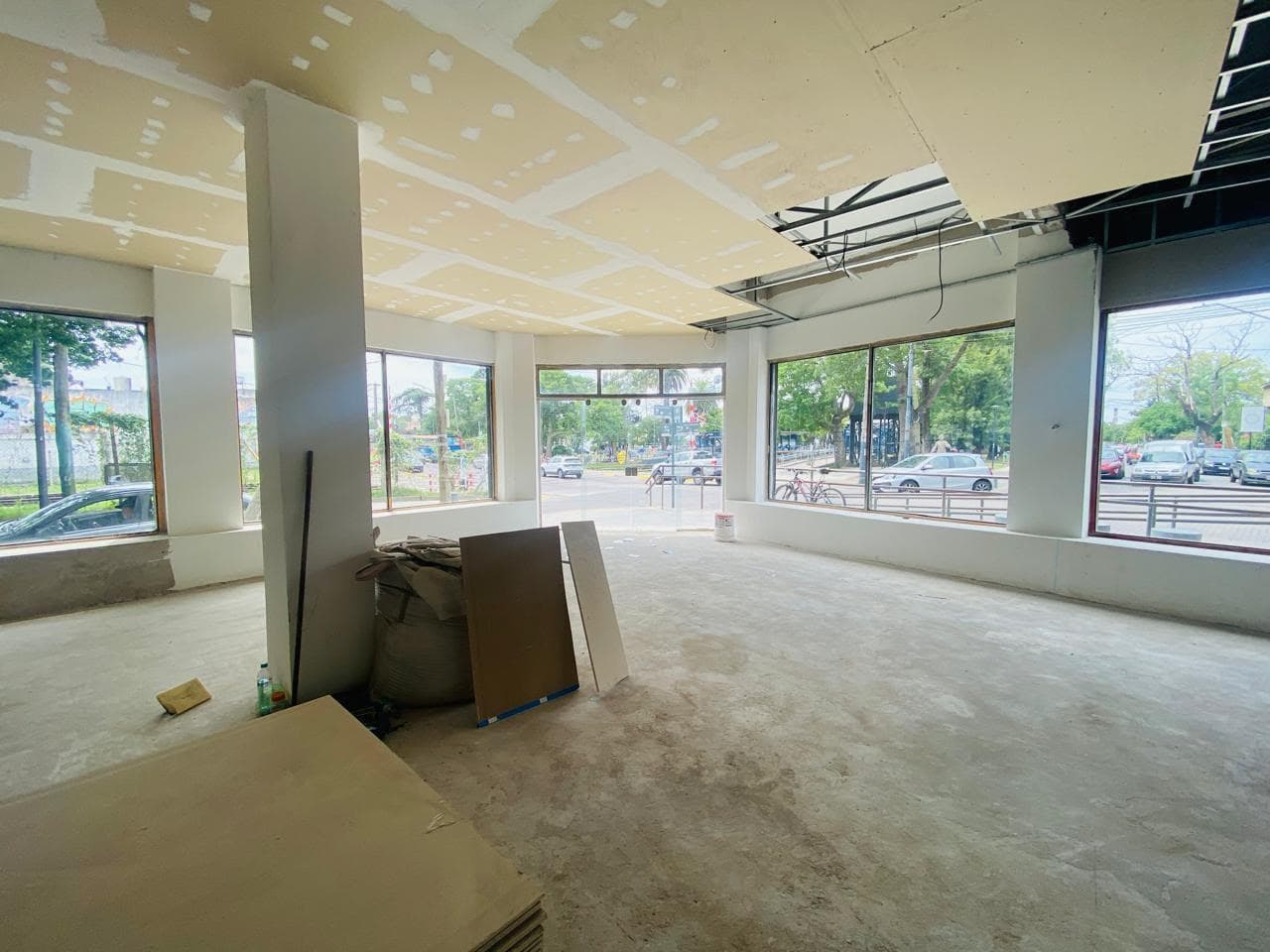Commercial Space for RENT