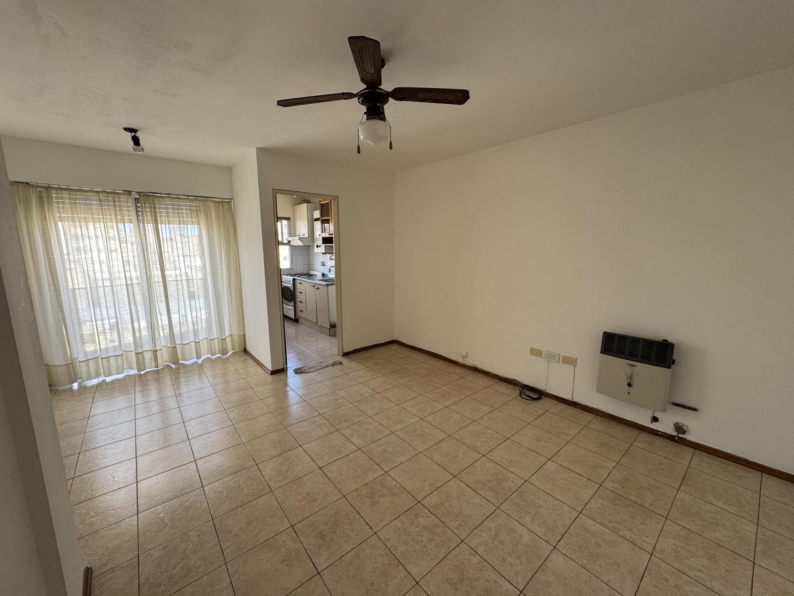 1-BEDROOM APARTMENT FOR SALE IN DOWNTOWN