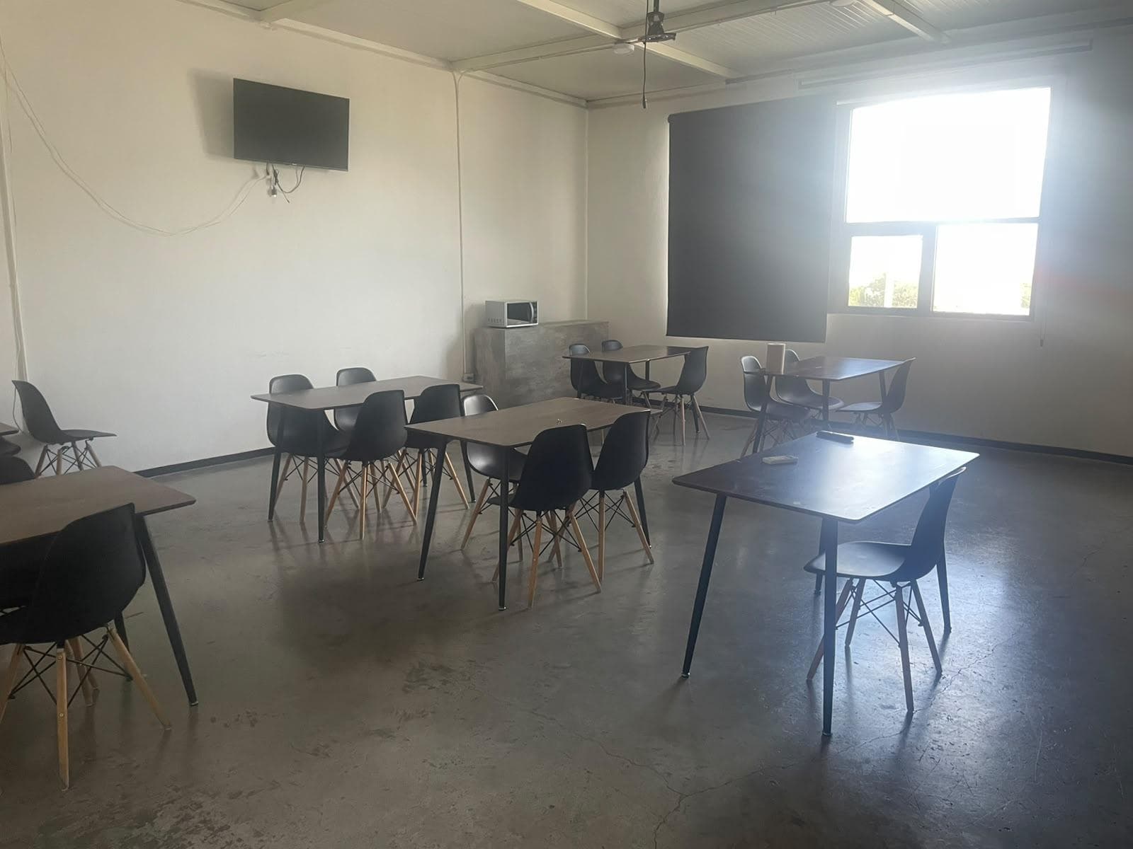 FOR RENT – COMMERCIAL SPACE / OFFICES | 550 m²