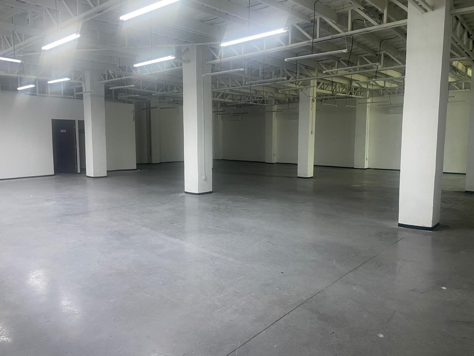 FOR RENT – COMMERCIAL SPACE / OFFICES | 550 m²