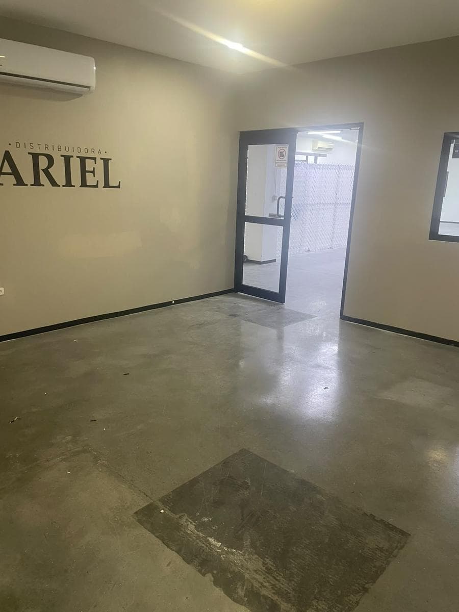 FOR RENT – COMMERCIAL SPACE / OFFICES | 550 m²