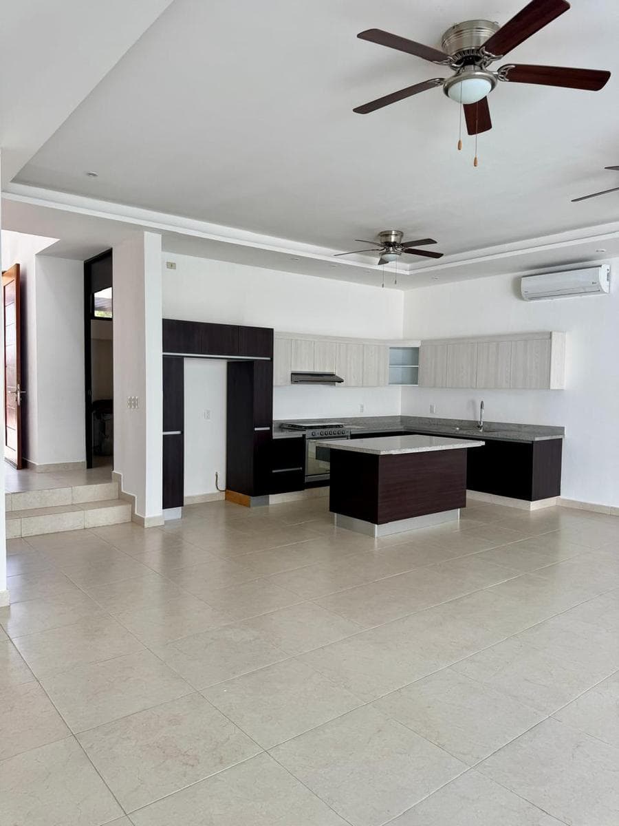 HOUSE FOR RENT IN CANCUN, RESIDENCIAL RIO