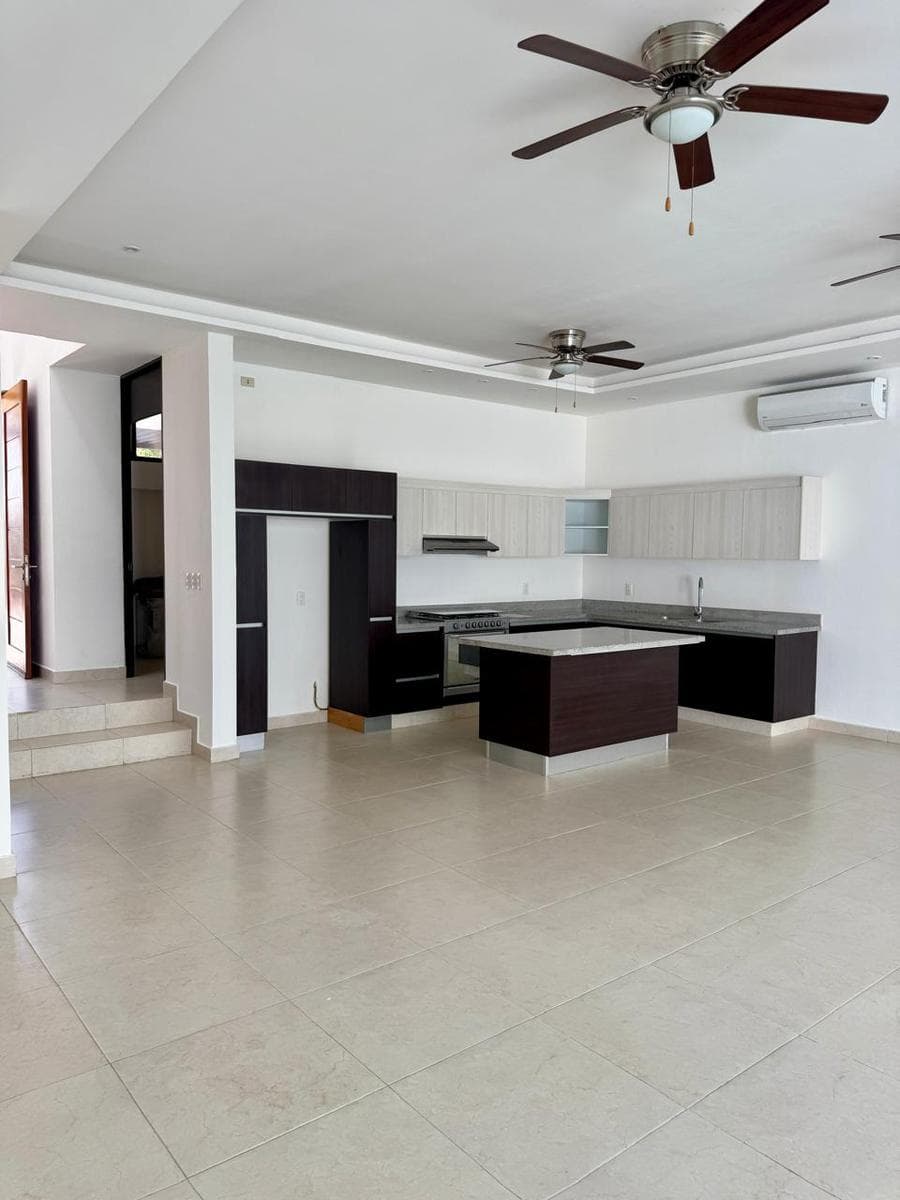 HOUSE FOR RENT IN CANCUN, RESIDENCIAL RIO