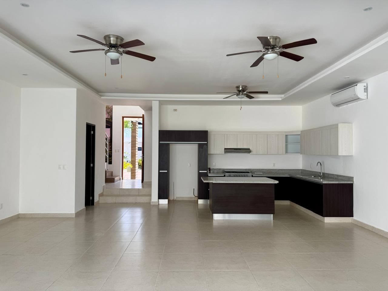 HOUSE FOR RENT IN CANCUN, RESIDENCIAL RIO